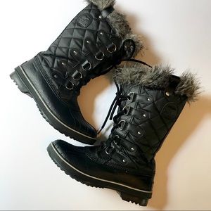 Sorel Black Quilted Winter Boots Tofino II